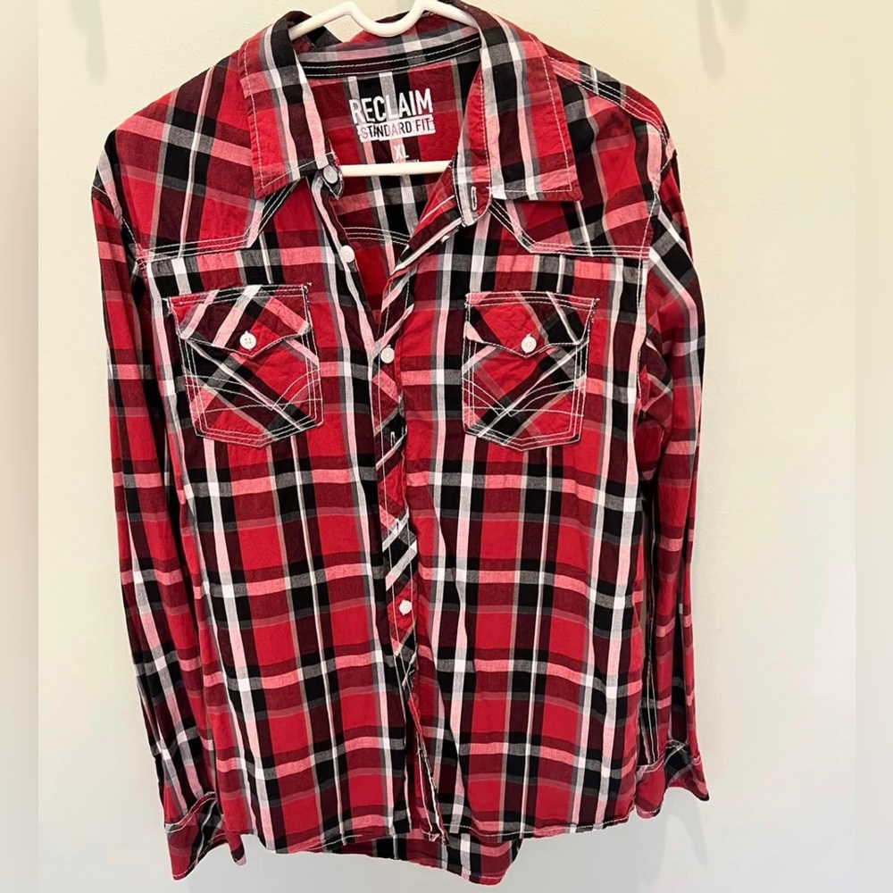 Buckle Reclaim button up